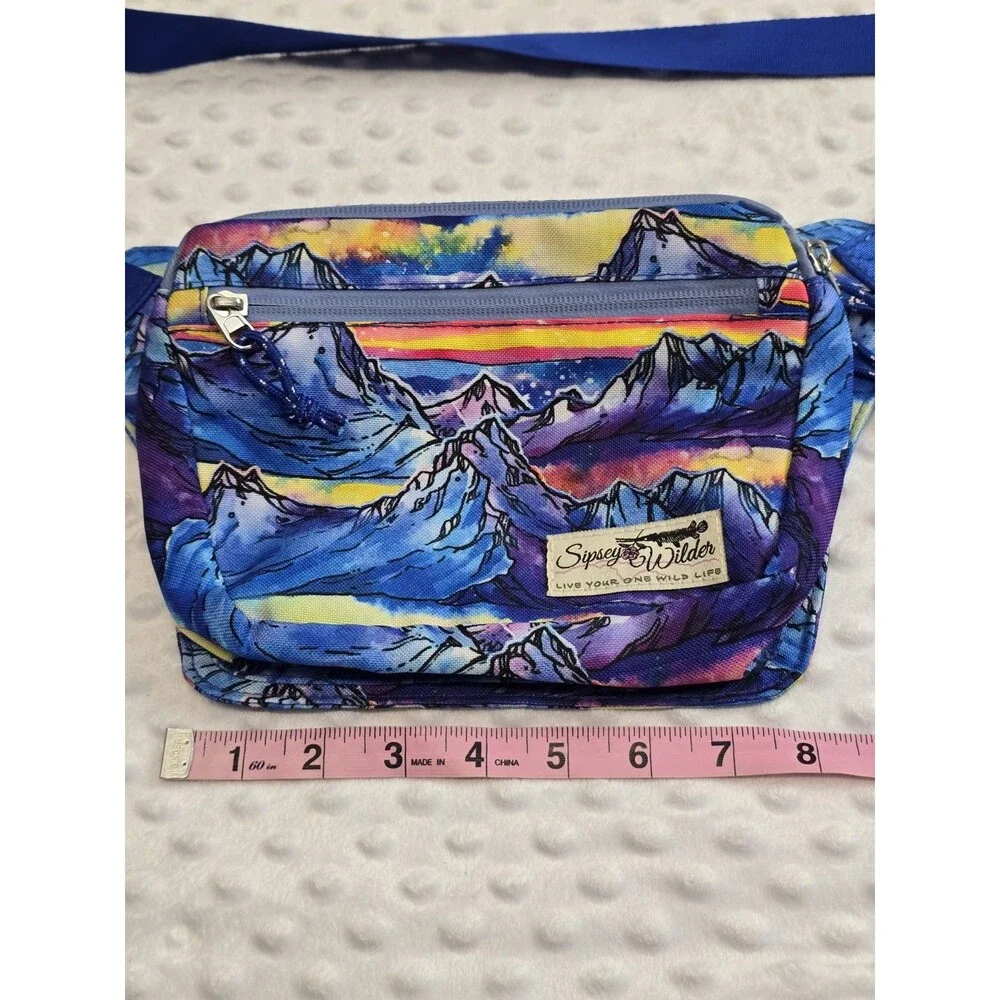 Sipsey Wilder Crossbody Aurora Peaks Rover Hip Bag Mountain Landscape Festival